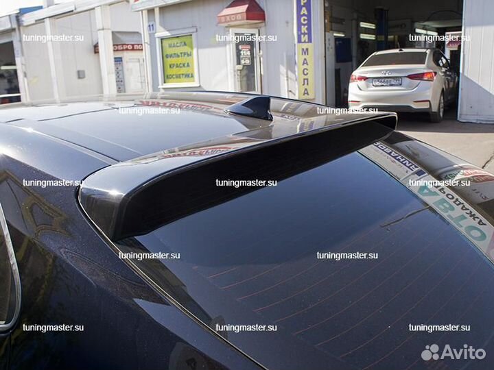 Спойлер на заднее стекло Toyota Camry XV70