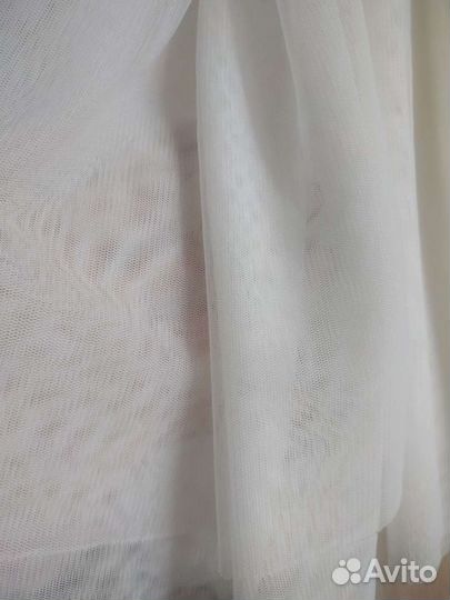 Платье нарядное для девочки 5-6 лет