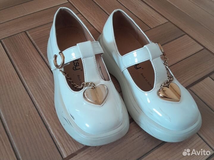 Туфли для девочки размер 32