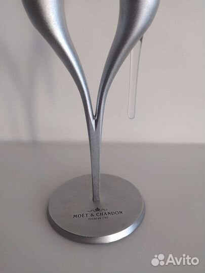 Фужеры для шампанского от дизайнера Moet&Chandon