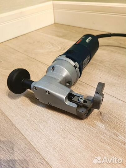 Электроножницы по металлу Bosch GSC 2,8 оригинал