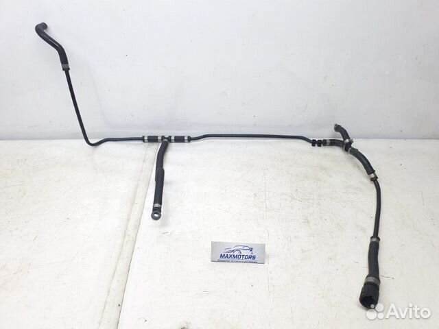 Патрубок системы охлаждения правый Bmw 5-Series