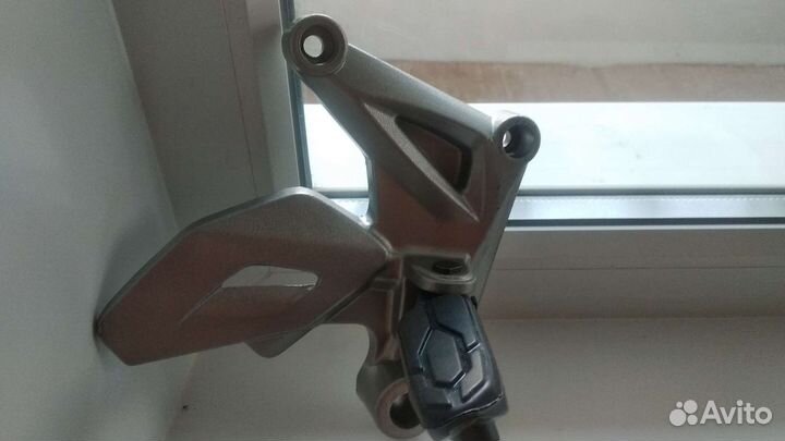 Кронштейн подножки в сборе bajaj pulsar