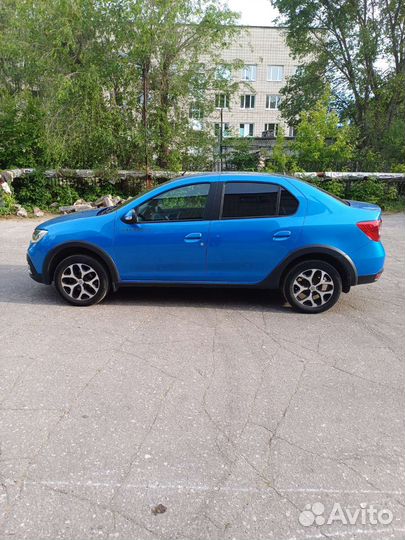 Renault Logan Stepway 1.6 AT, 2021, 44 000 км