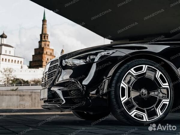 Кованые диски AMG R21 на Mercedes-maybach