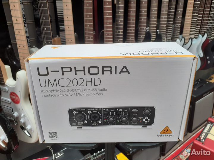 Внешняя звуковая карта Behringer UMC 202 HD