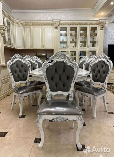 Комплект стол и стулья