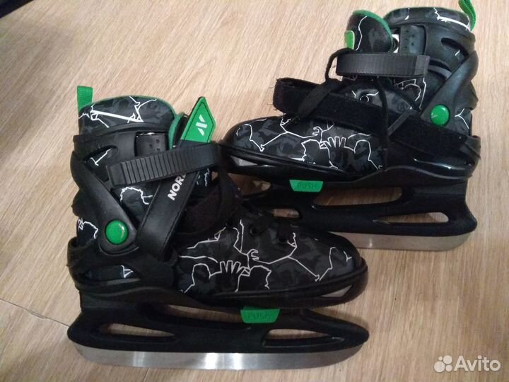 Коньки marvel для мальчика 31-36 размер