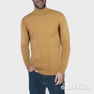Мужской базовый пуловер средней плотности с воротн
