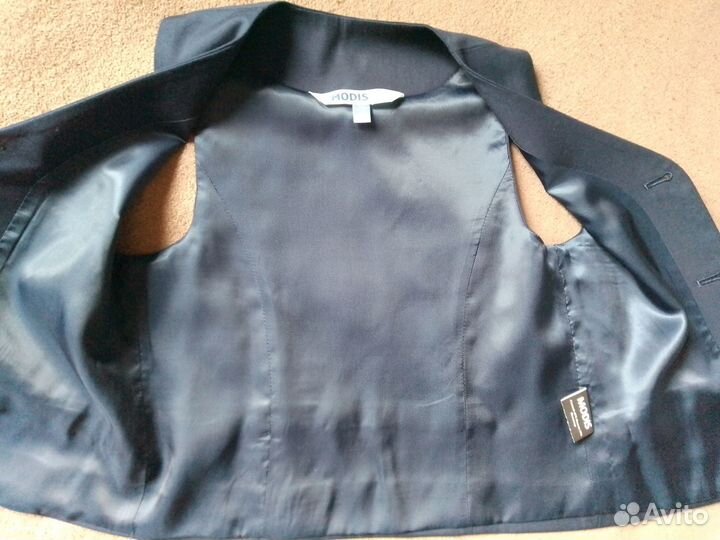 Классический жилет на мальчика 134 см