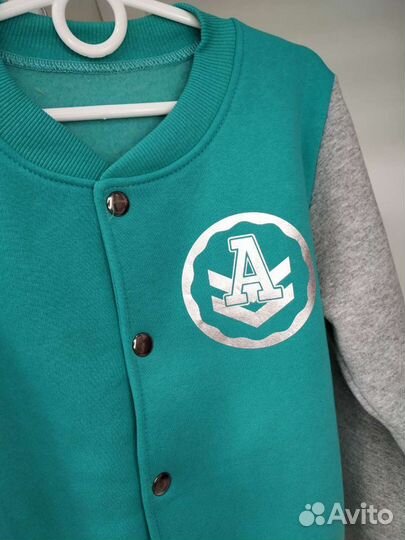 Костюм утеплённый для мальчика 134 см