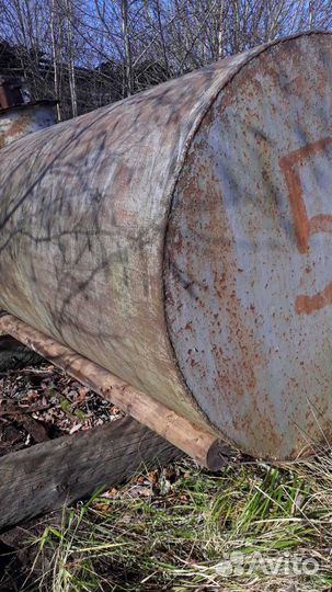 Емкость металлическая б/у