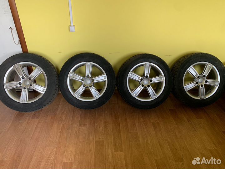 Toyo Winter Tranpath S1 235/60 R18