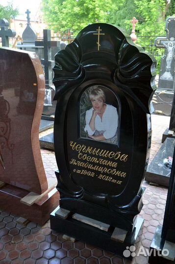 Памятники из гранита