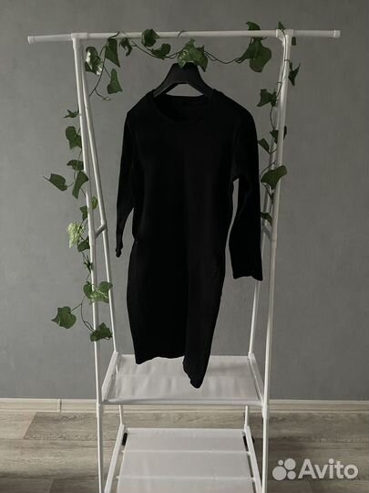 Маленькое черное платье