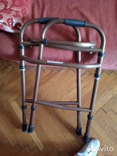 Ходунки для взрослых инвалидов