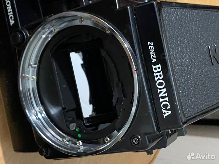Фотокамера Zenza Bronica
