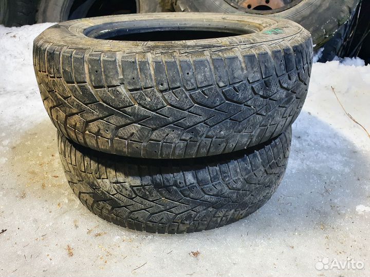 Gislaved NordFrost 100 215/70 R16 100T