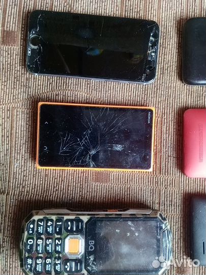 Телефоны под ремонт