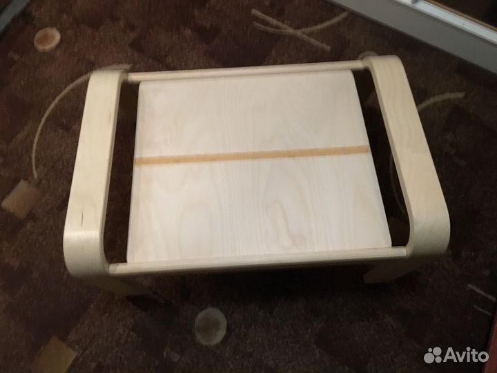 Скамейка для ног-футстул