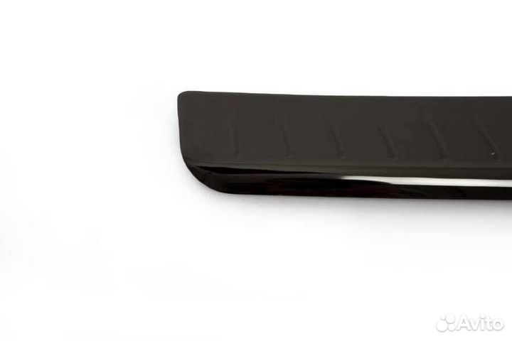 Накладка на задний бампер Volkswagen T5 (чёрная)