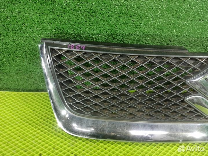 Решетка радиатора Suzuki Escudo