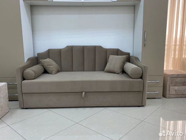 Диван мягкий в наличии p-8368