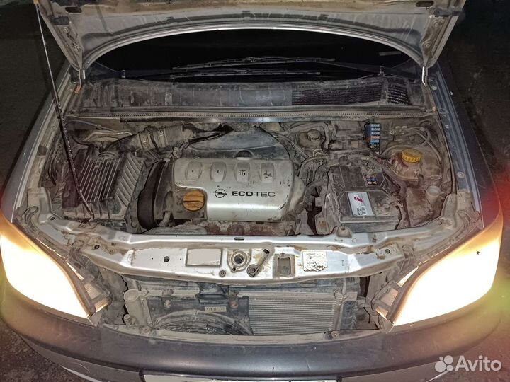 Opel Zafira 1.6 МТ, 1999, 320 940 км