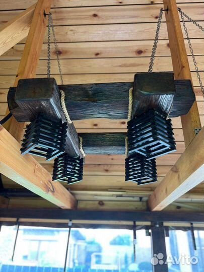 Светильник из дерева