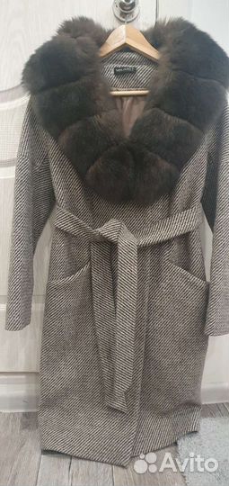 Пальто женское 42 44
