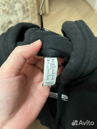 Толстовка Adidas женская