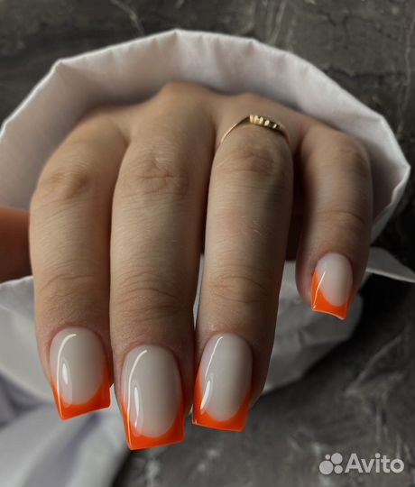 Маникюр на дому