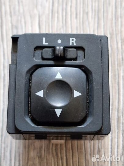 Кнопка блок управления зеркалами Mitsubishi Lancer