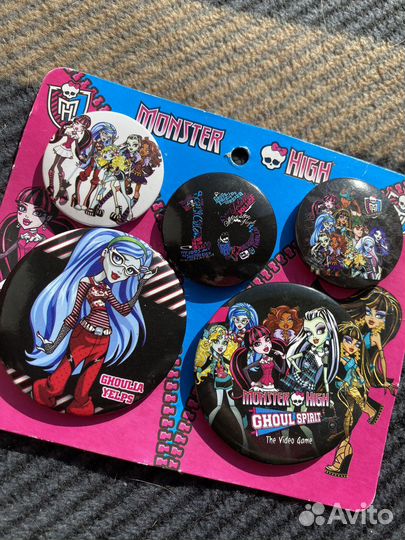 Значки monster hight 5шт