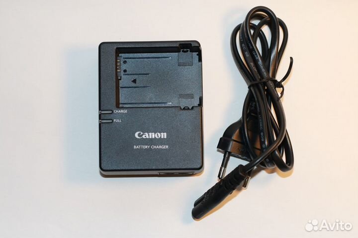 Canon LC-E8E зарядное устройство оригинал