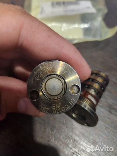 06l109257f клапан управления фазиком