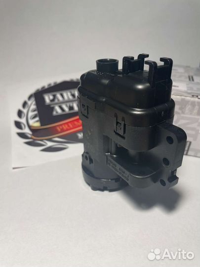 Мотор зеркала L Nissan Patrol Infiniti QX56 QX80