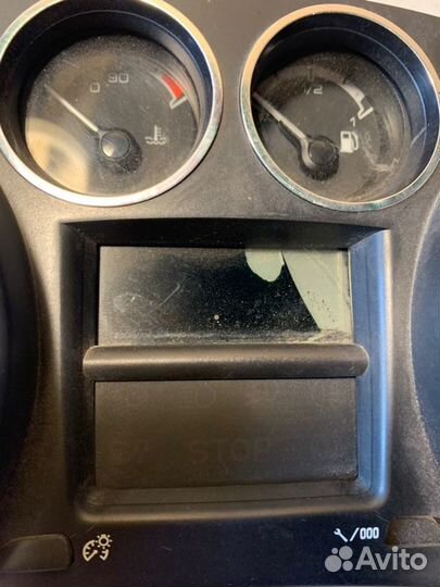 Щиток приборов Peugeot 308 EP6