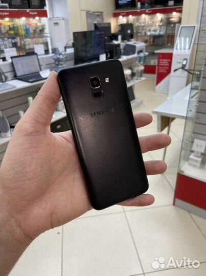 Samsung Galaxy J6 (2018), 3/32 ГБ