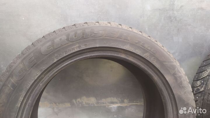 Bridgestone Ice Cruiser 7000 205/55 R16 91T