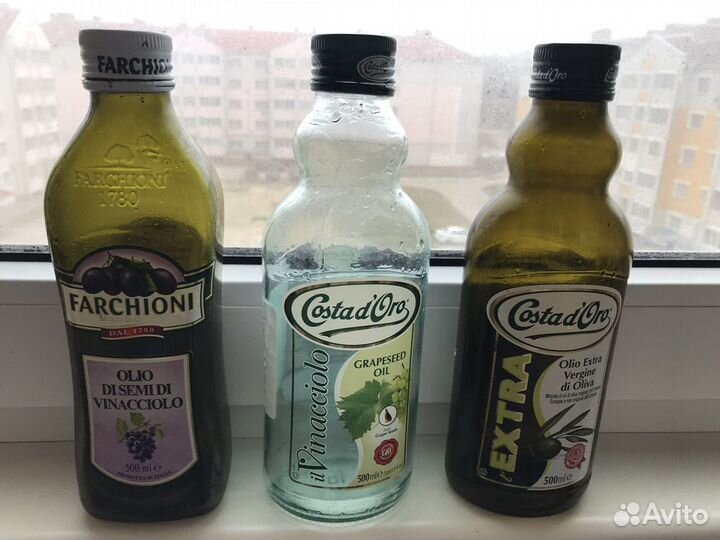 Бутылки с закручивающимися крышками 0.5 и 1 литр