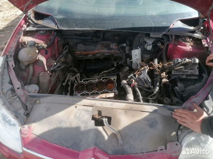 В разборе Citroen C4 2010 1.6 МКПП. Б.у запчасти в