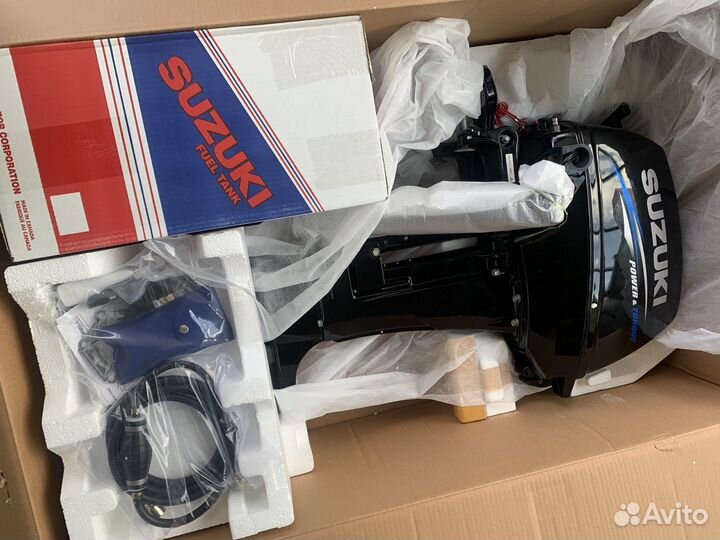 Suzuki DT15AS 9,9 новый лодочный мотор