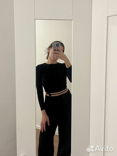 Топ с завязками на спине