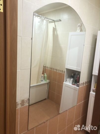 Зеркало настенное