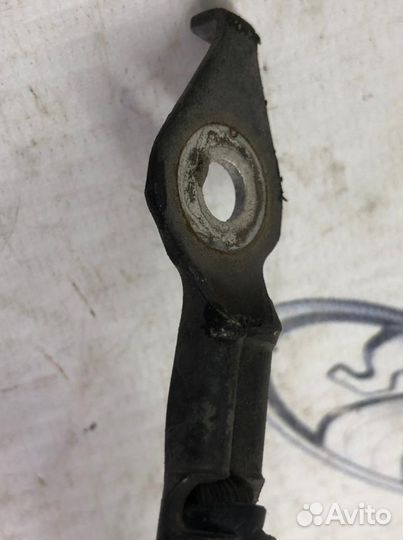 Клемма акб минусовая Toyota noah