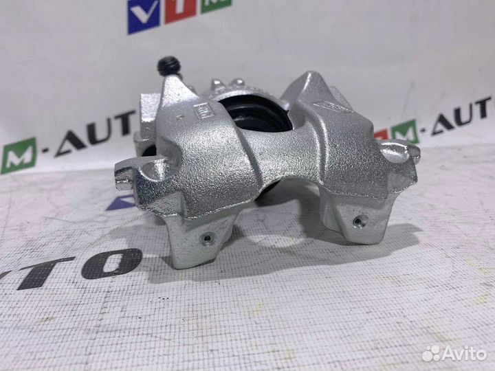 Masterkit Тормозной суппорт Toyota auris (E15)