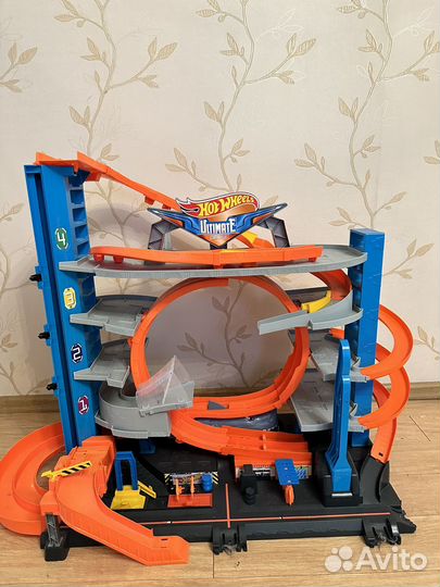 Трек хот вилс Hot Wheels