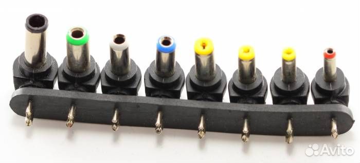 Набор адаптеров гнездо - 8 разных штекеров для ноу
