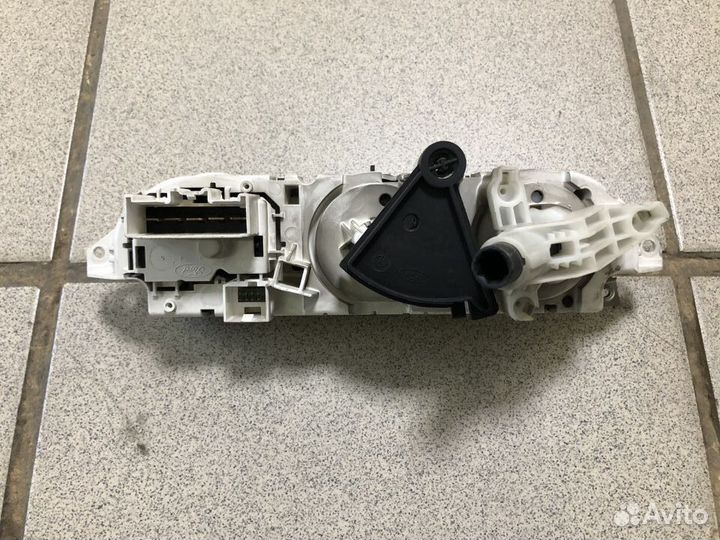 Блок управления печкой Ford Focus 2